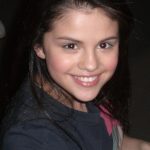 at-the-premiere-of-“my-mind-&-me,”-selena-gomez-teases-new-music-and-opens-up:everyone-is-about-to-see-who-i-am,-and-that’s-who-i-am.