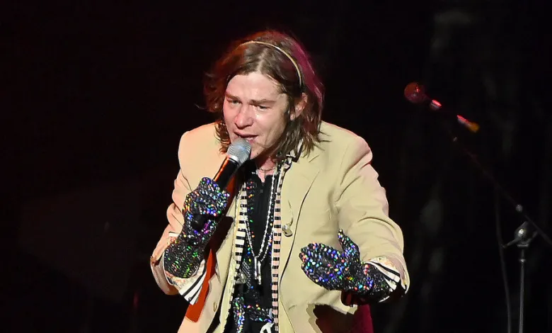 cage-the-elephant-singer-matt-schultz-was-detained-for-firearms-offenses