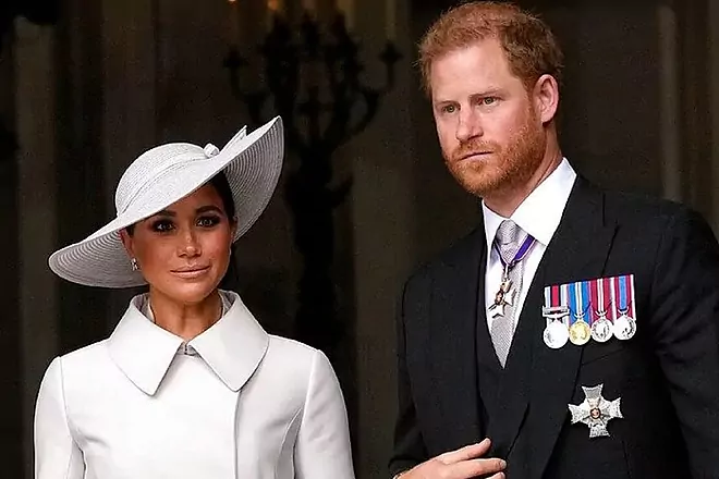 at-king-charles’-coronation,-harry-and-meghan-markle-were-barred-from-the-buckingham-palace-balcony.